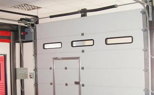 旬阳工业提升门的安装方法